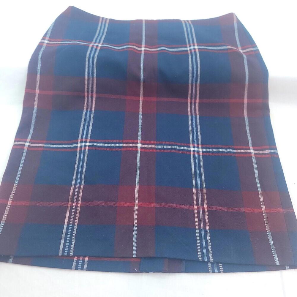 Tommy Hilfiger Size 2 Red White Blue Plaid Skirt